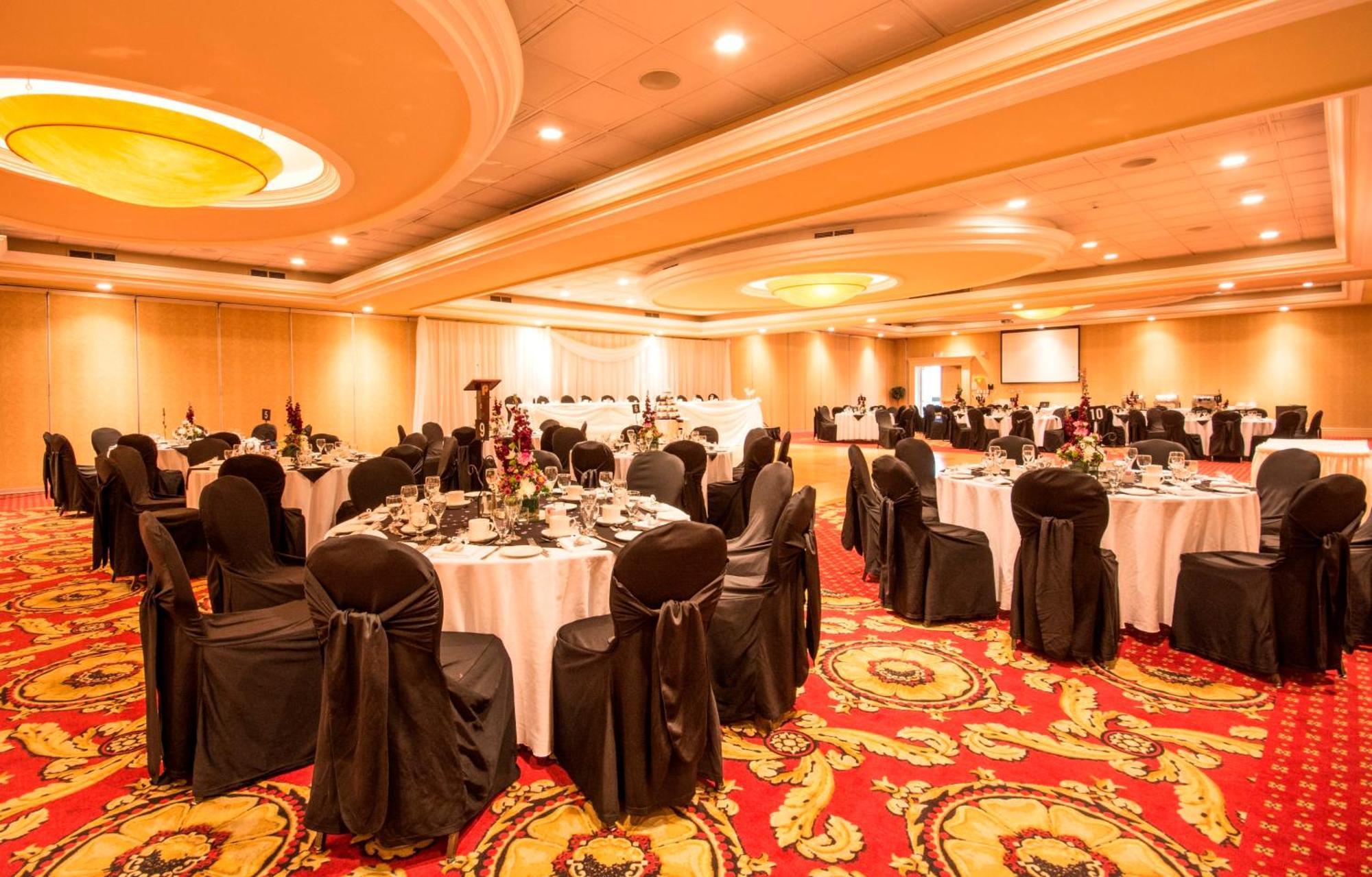 Holiday Inn Hotel & Suites St.Catharines-Niagara By Ihg Sainte-Catherine Extérieur photo